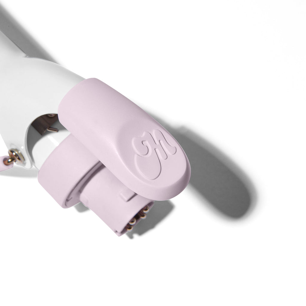 mane  1” Curling Iron Styling Attachment logo