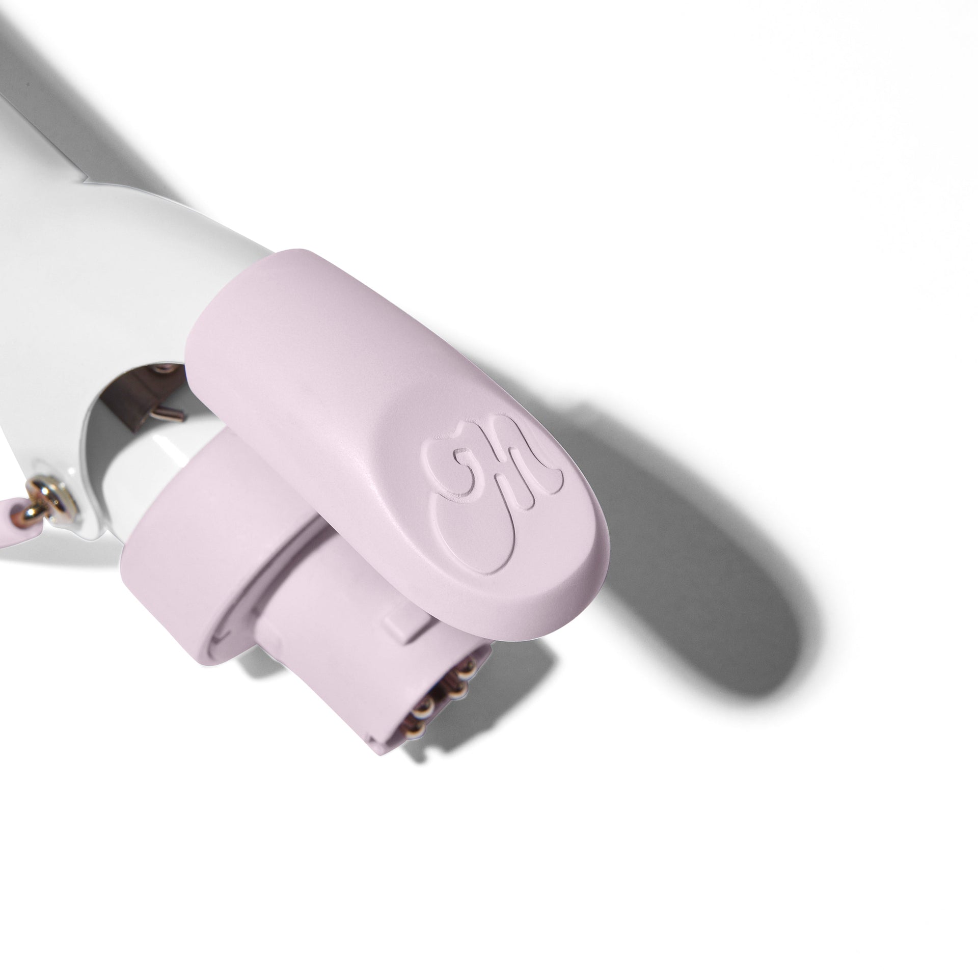 mane  1” Curling Iron Styling Attachment logo