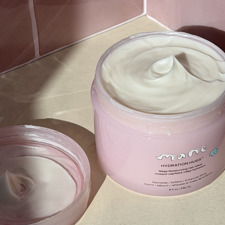 Hydration Hugs™ Mega Moisturizing Hair Mask