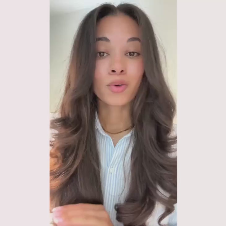 Celebrity hairstylist demonstrates how to use Mane Hydration Hugs Leave-In Conditioner